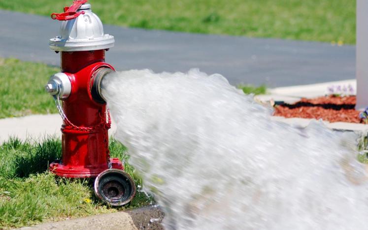 flushing hydrant